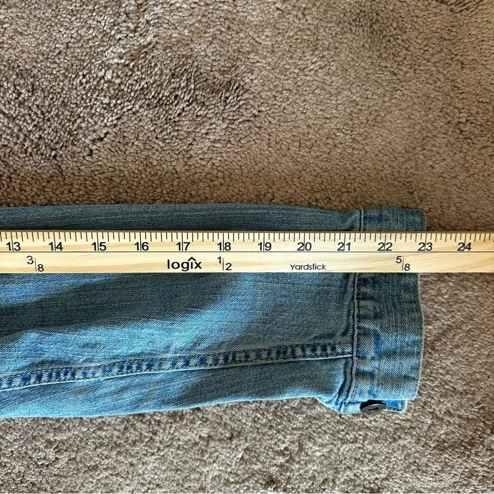 Uniqlo Light Wash Denim Jacket Womens Large Classic Trucker - Picture 10 of 11